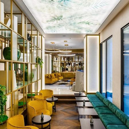 Emerald Hotel By Continental Group Budapest Esterno foto