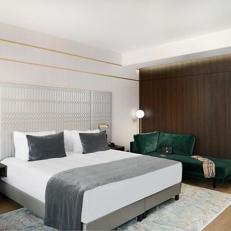 Emerald Hotel By Continental Group Budapest Esterno foto