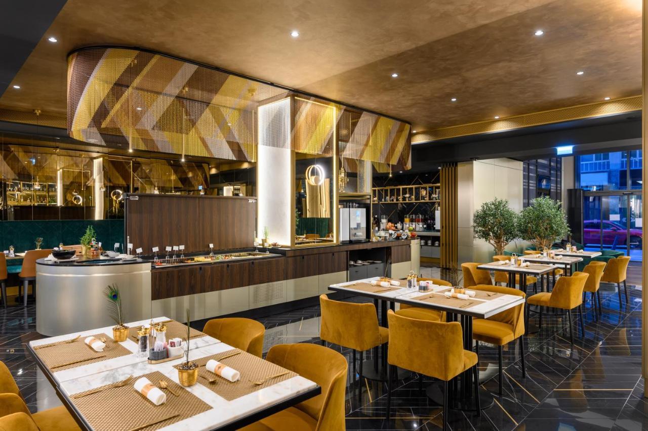 Emerald Hotel By Continental Group Budapest Esterno foto
