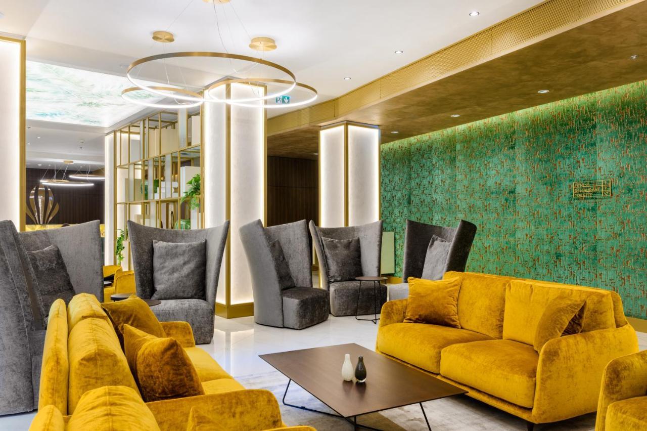 Emerald Hotel By Continental Group Budapest Esterno foto