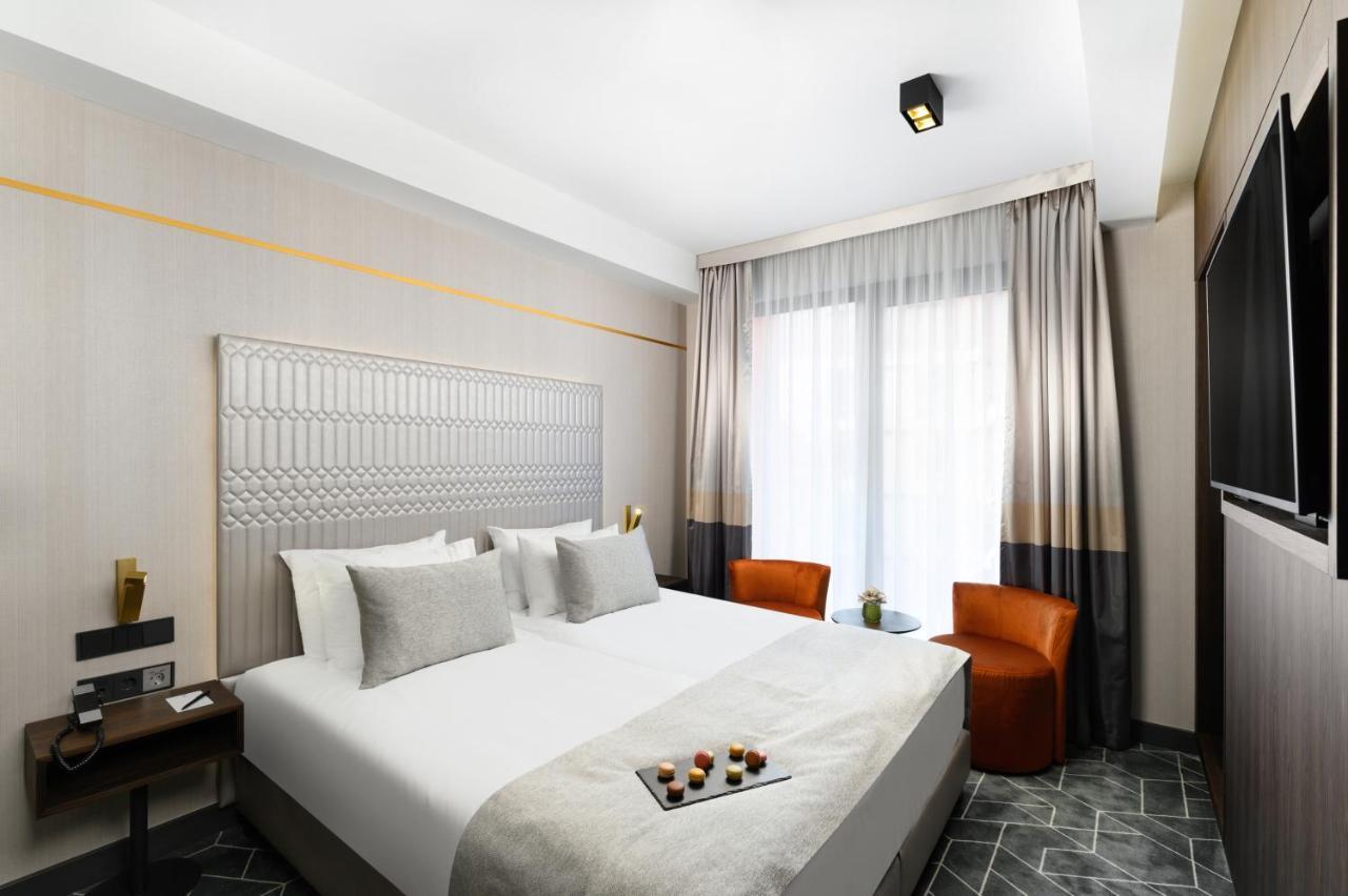 Emerald Hotel By Continental Group Budapest Esterno foto